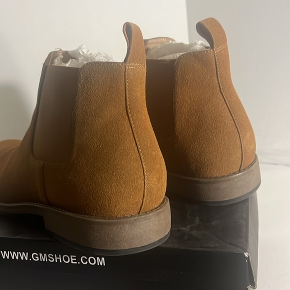 Golaiman  boots Like New Size 8.5 closet clean out sale. - Picture 5 of 12